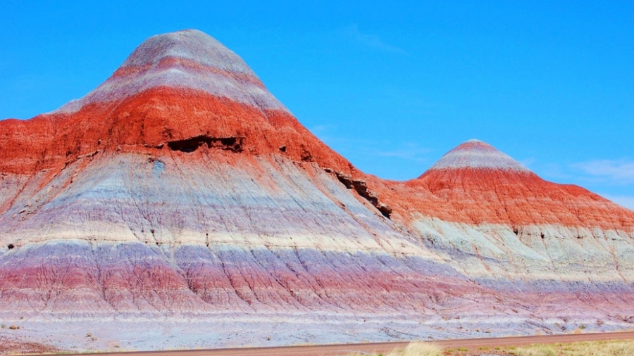 Route 66 : Painted Mountains dans l'Arizona